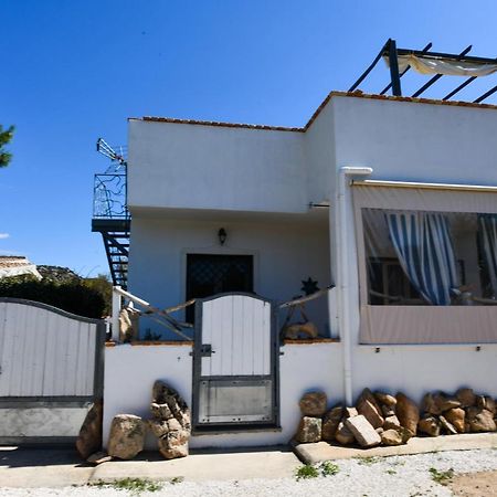 Bentosa Villa Enas Bagian luar foto