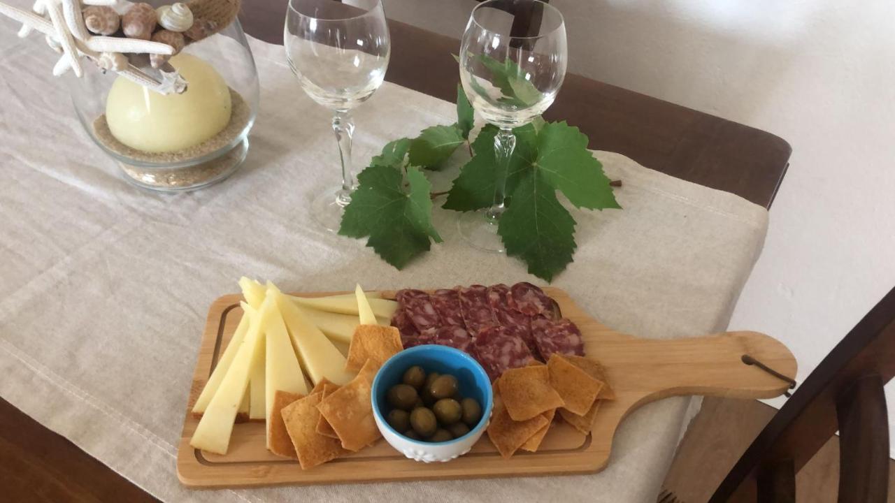 Bentosa Villa Enas Bagian luar foto
