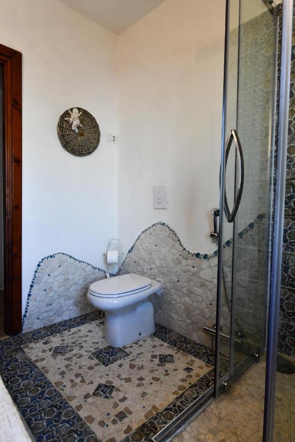 Bentosa Villa Enas Bagian luar foto