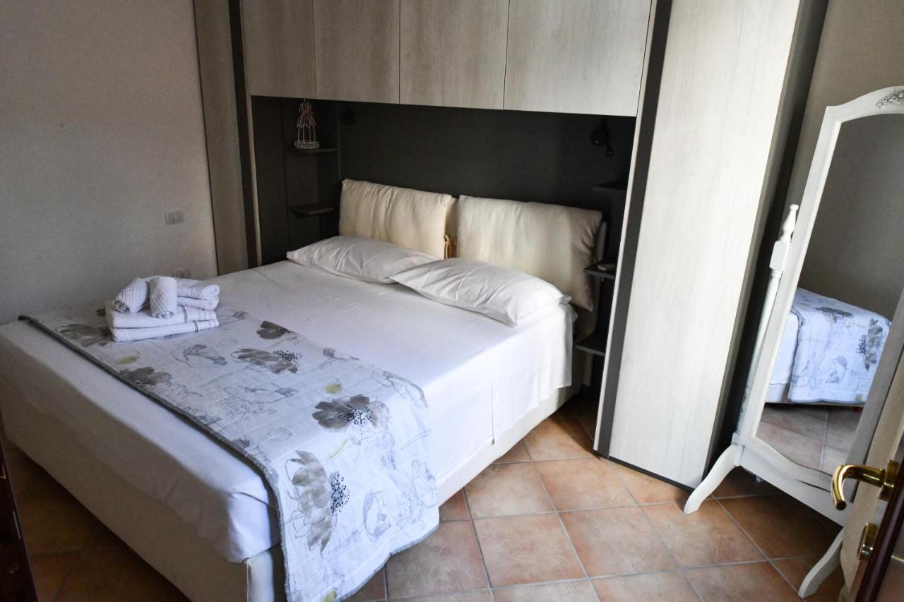 Bentosa Villa Enas Bagian luar foto