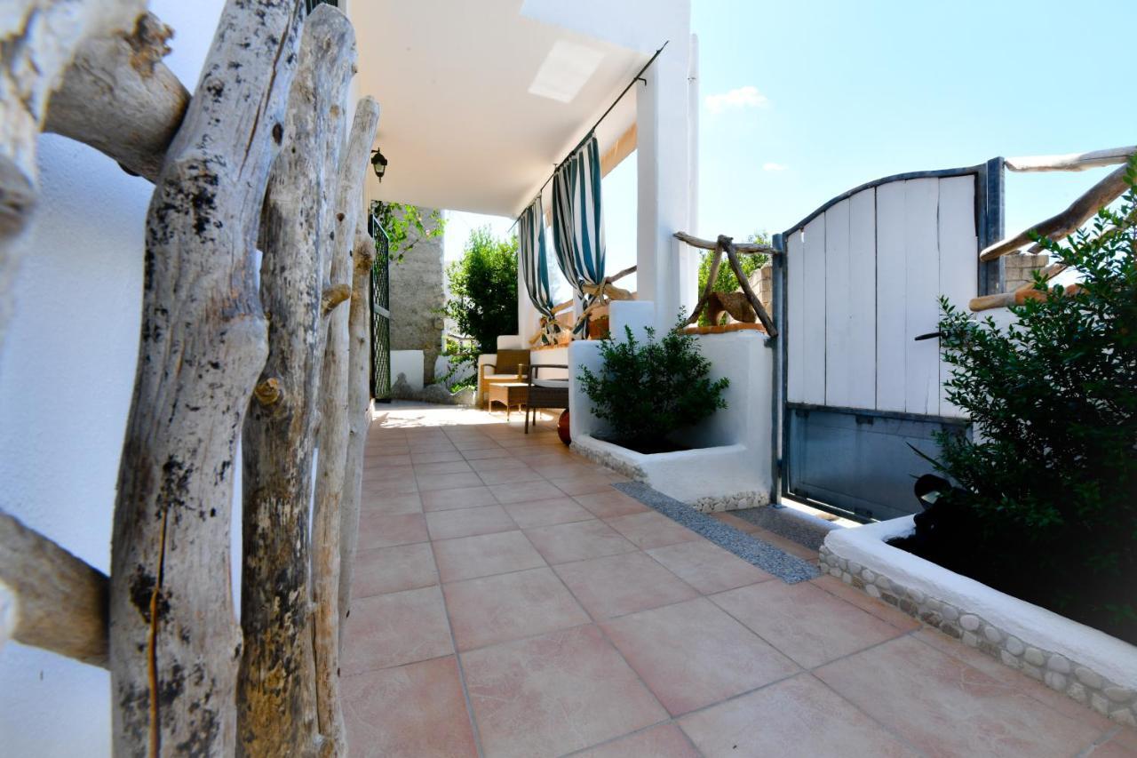 Bentosa Villa Enas Bagian luar foto